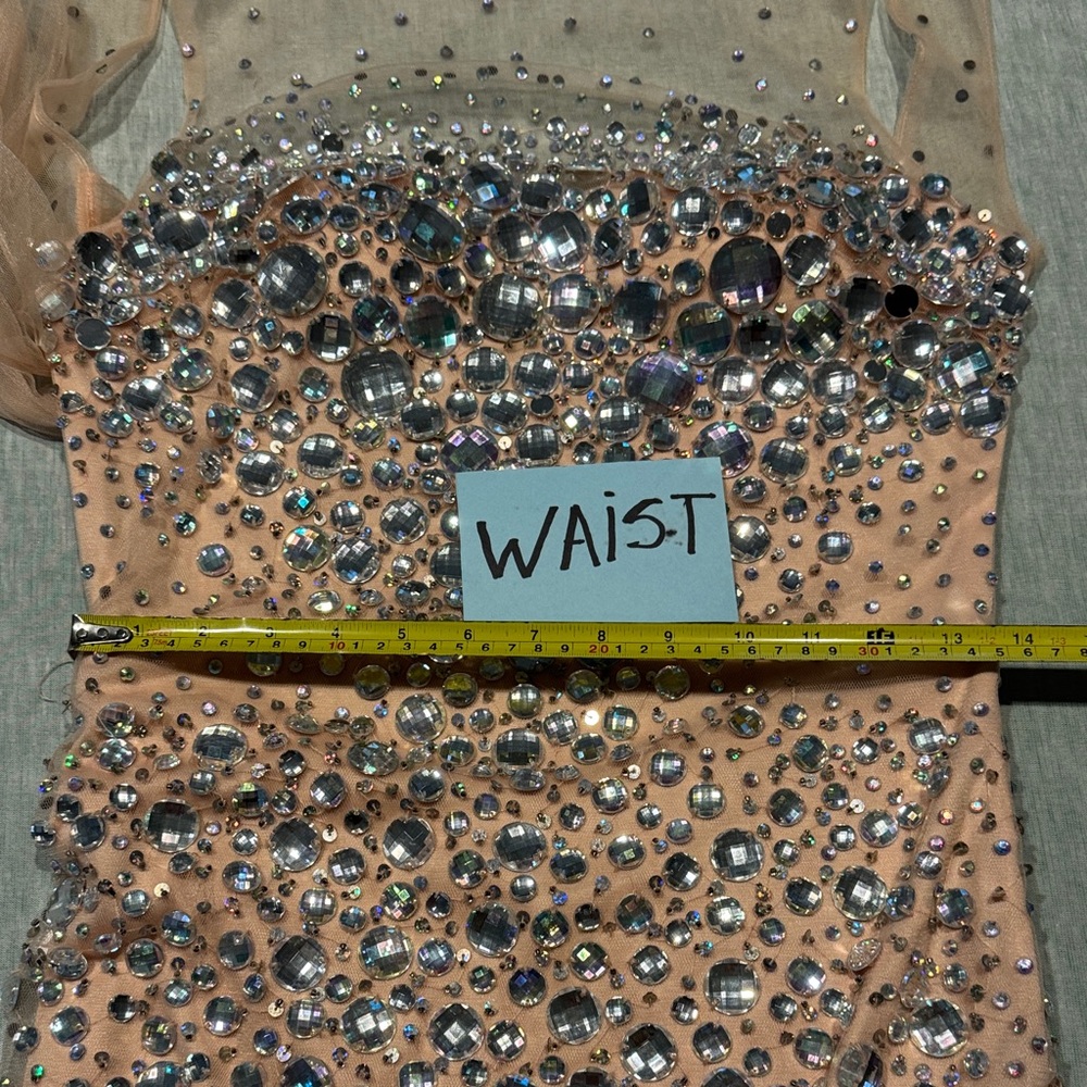 Stunning Sequined High-Low Dress - Picture 12 of 15